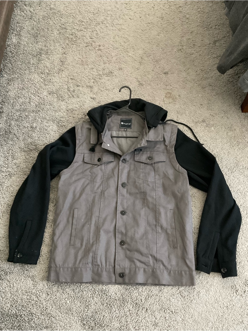 Matix Two-Tone Hooded Shirt Jacket in Gray and Black